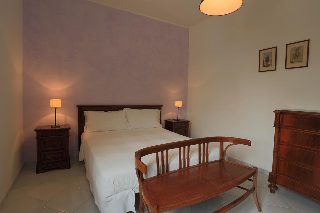 Borgo Marino Plemmirio Hotel Syracuse Exterior photo